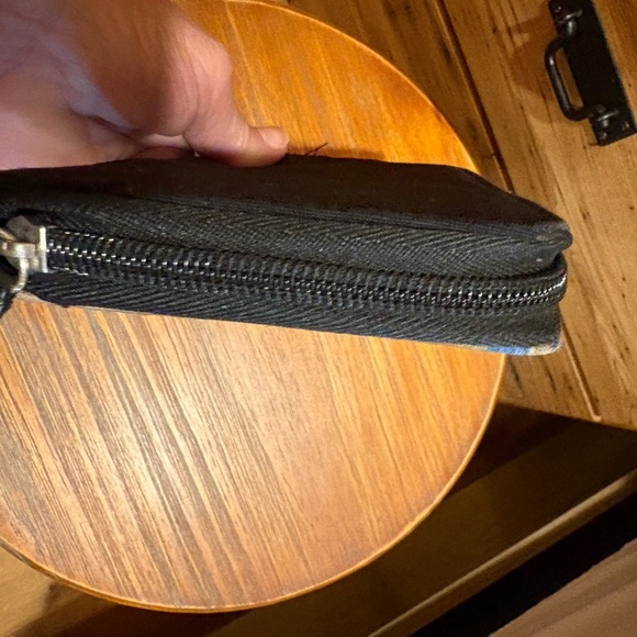 Disney Beauty and the Beast Blue/Yellow/black zip around Wallet women’s - Picture 3 of 10